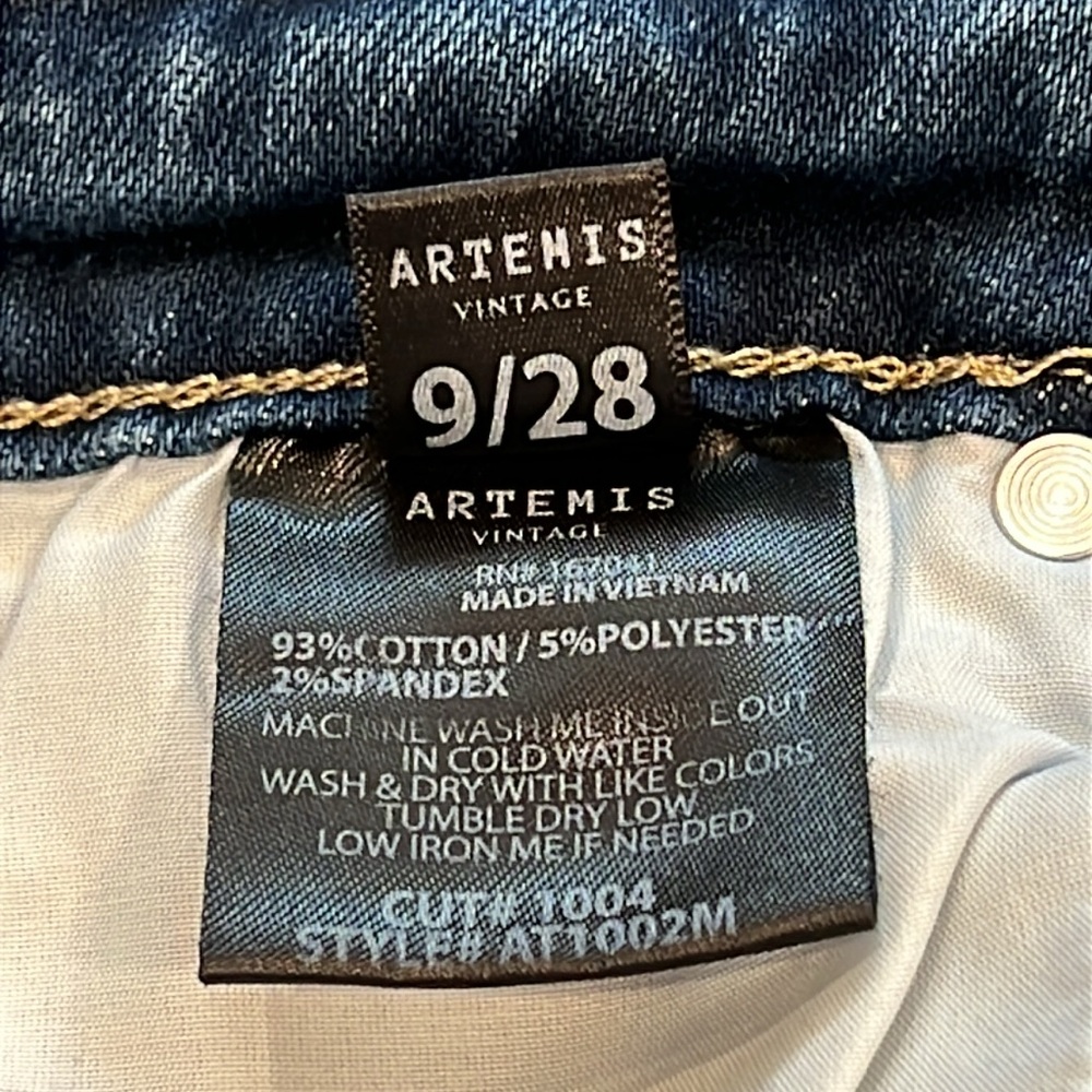 Artemis Vintage Distressed Straight Leg Jeans - Picture 14 of 15